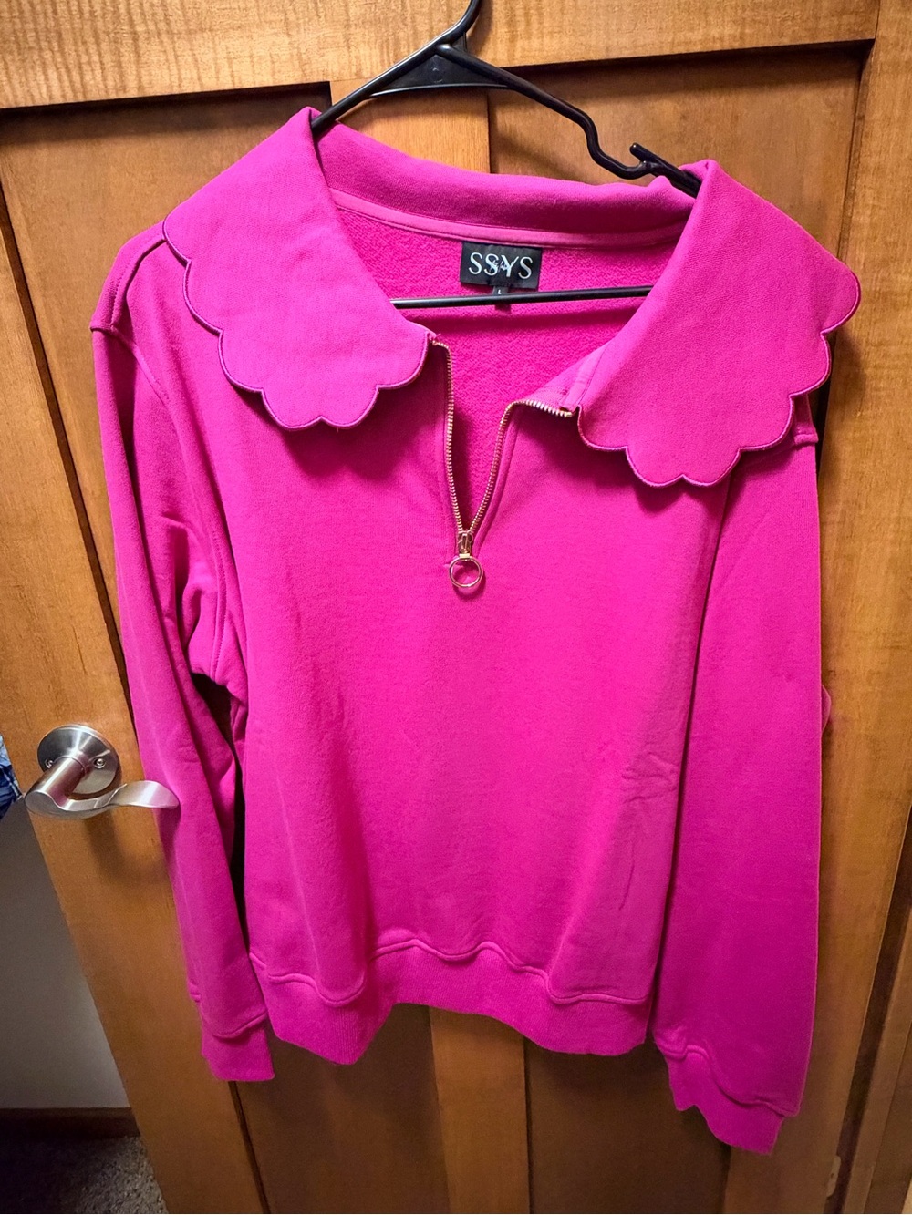 SSYS Lucy Women’s Scallop Collar 1/4-Zip Pullover - Fushia - Picture 2 of 2